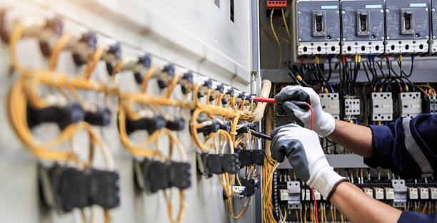 Professional Electrician technician working in Lamesa, TX
